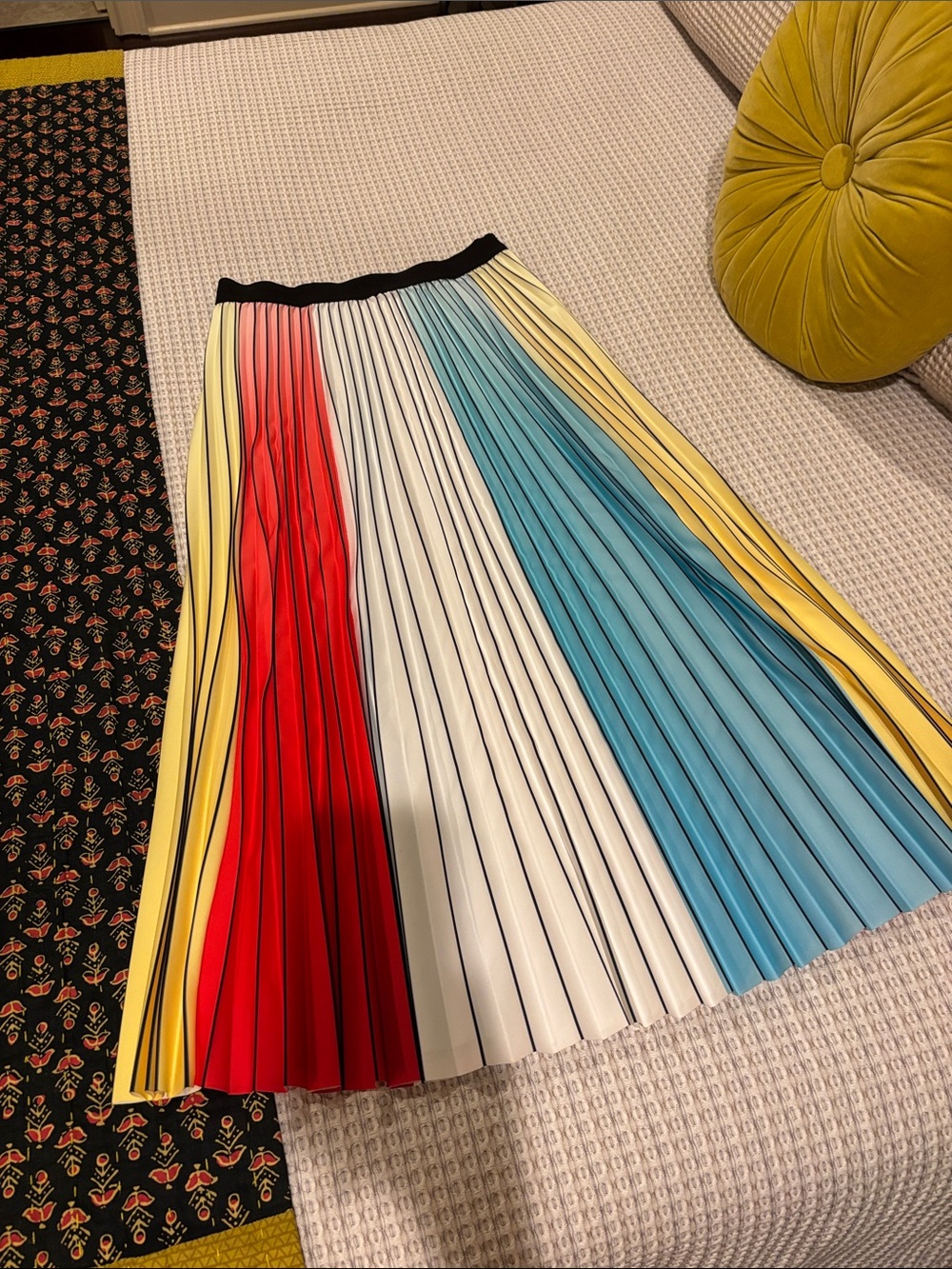Colorful striped pleated midi skirt medium
